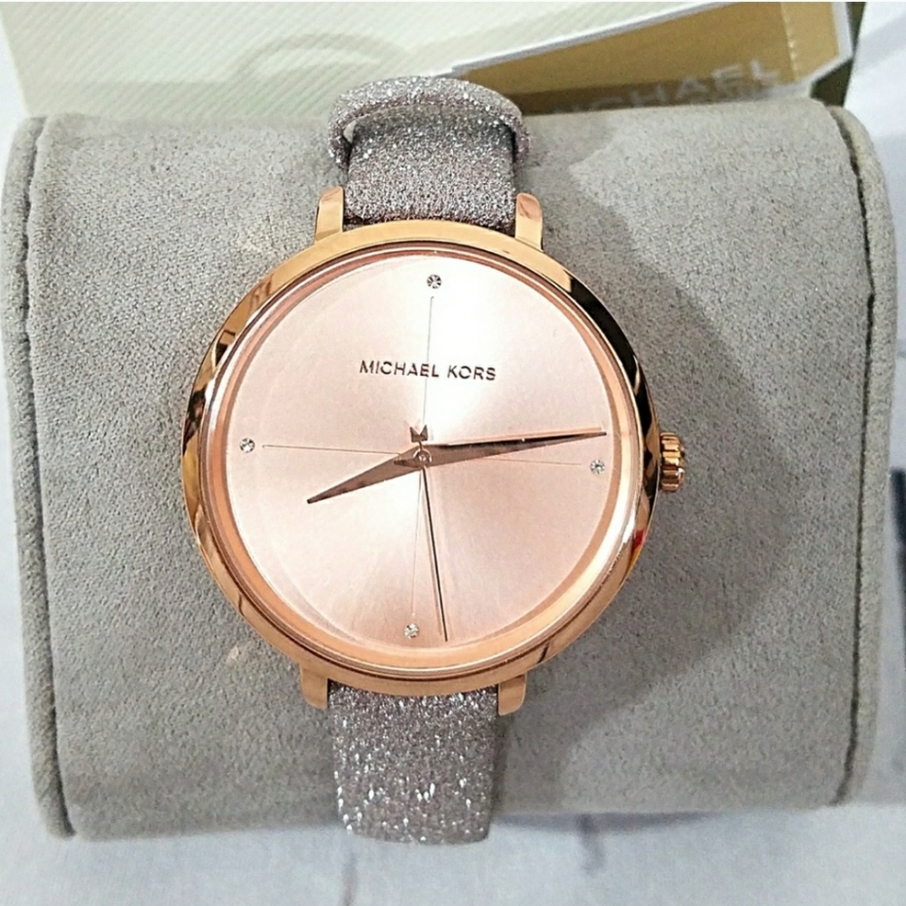 Michael Kors watch - Picture 2 of 4